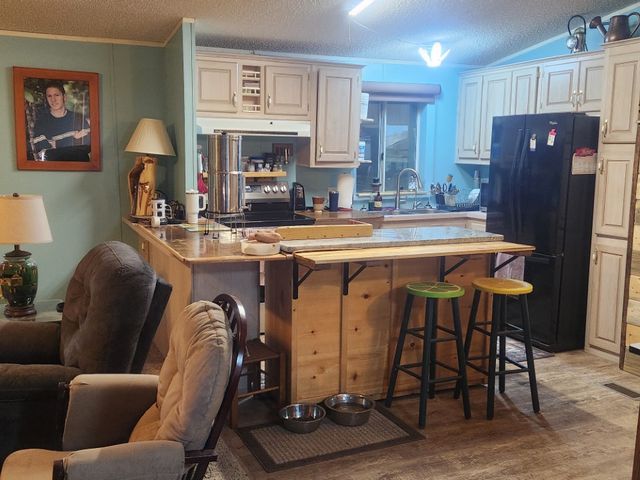 218 W Detrital Drive, Meadview, AZ 86444