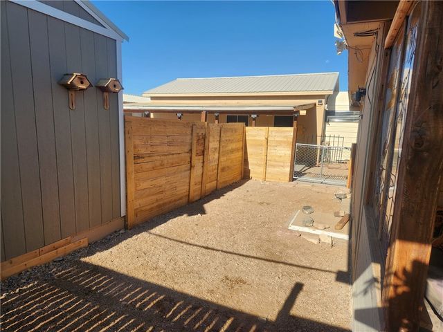 218 W Detrital Drive, Meadview, AZ 86444
