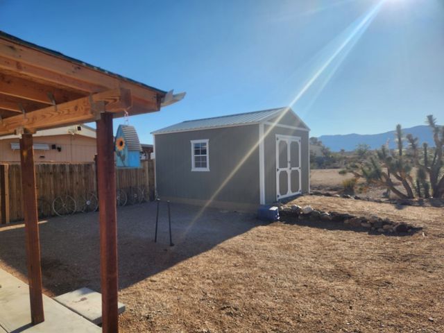218 W Detrital Drive, Meadview, AZ 86444