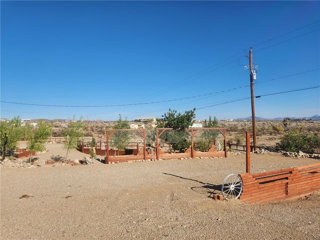 218 W Detrital Drive, Meadview, AZ 86444