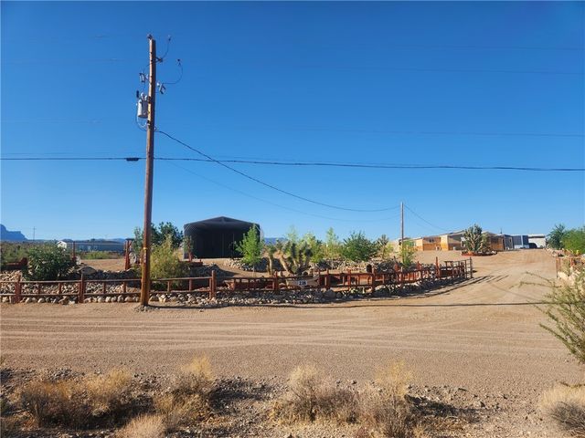 218 W Detrital Drive, Meadview, AZ 86444
