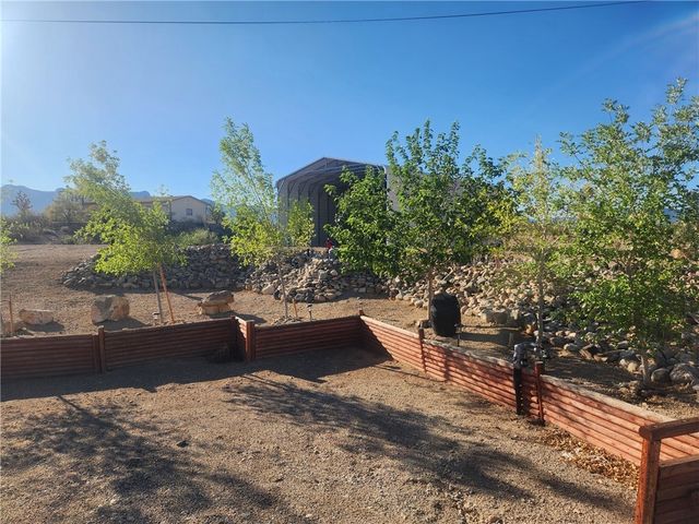 218 W Detrital Drive, Meadview, AZ 86444