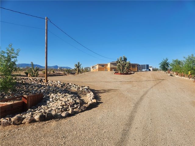 218 W Detrital Drive, Meadview, AZ 86444
