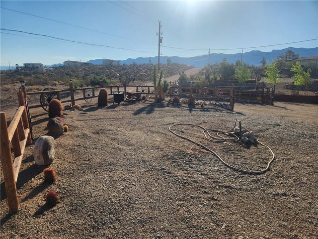 218 W Detrital Drive, Meadview, AZ 86444