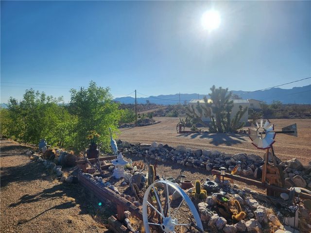 218 W Detrital Drive, Meadview, AZ 86444