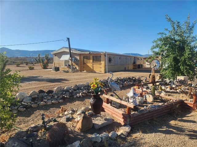 218 W Detrital Drive, Meadview, AZ 86444