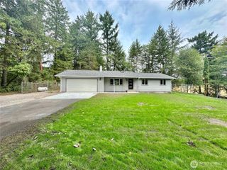 7044 Johnson Point Road NE, Olympia, WA 98516