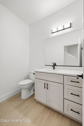 7705 E Howard Rd, Athol, ID 83801