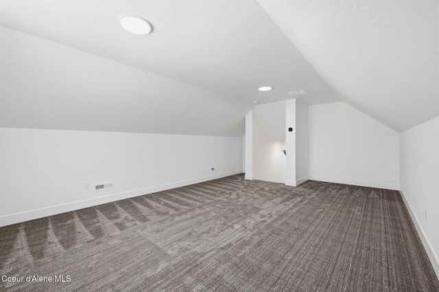7705 E Howard Rd, Athol, ID 83801
