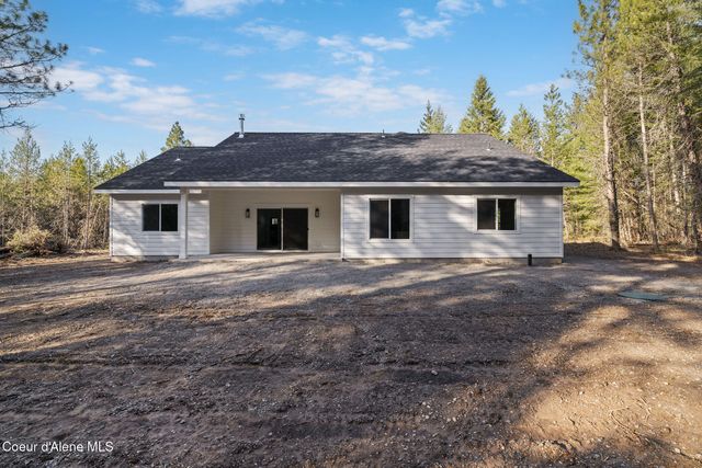 7705 E Howard Rd, Athol, ID 83801