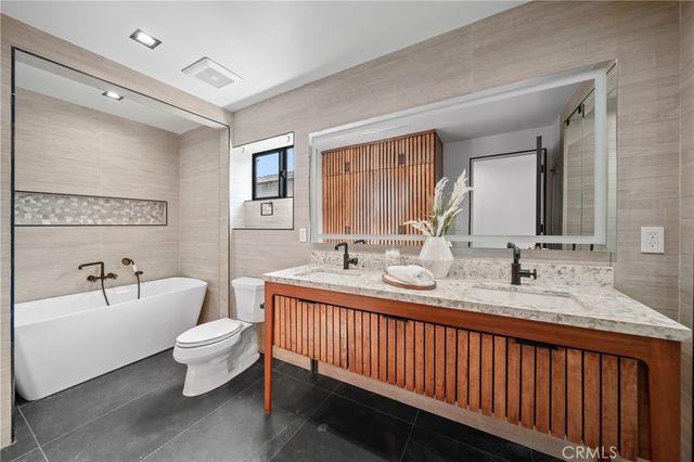 5109 Longridge Avenue, Sherman Oaks, CA 91423