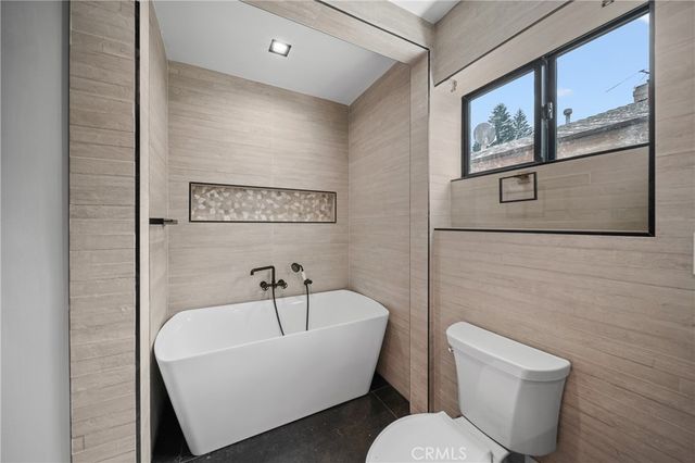5109 Longridge Avenue, Sherman Oaks, CA 91423