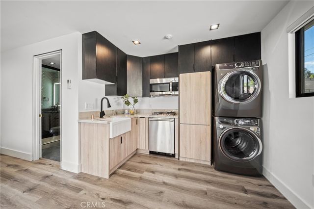 5109 Longridge Avenue, Sherman Oaks, CA 91423