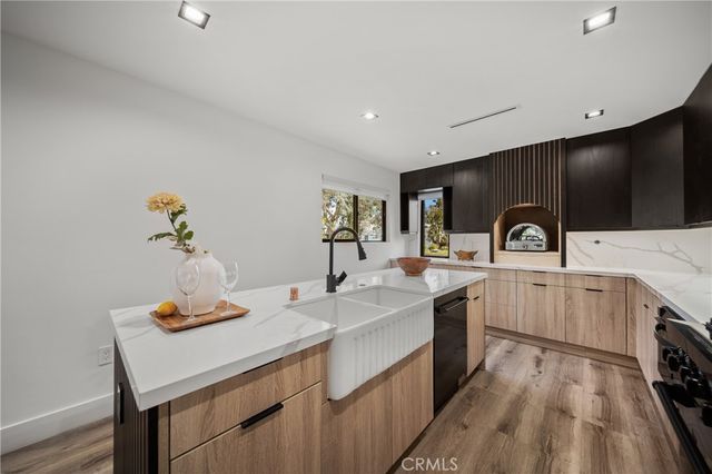 5109 Longridge Avenue, Sherman Oaks, CA 91423