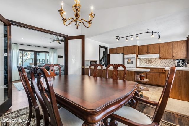 20 Cornell Drive, Hazlet, NJ 07730