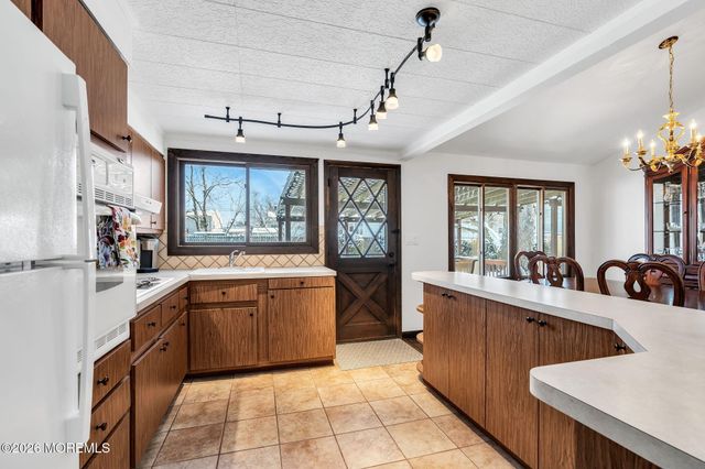 20 Cornell Drive, Hazlet, NJ 07730