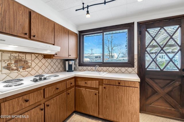 20 Cornell Drive, Hazlet, NJ 07730