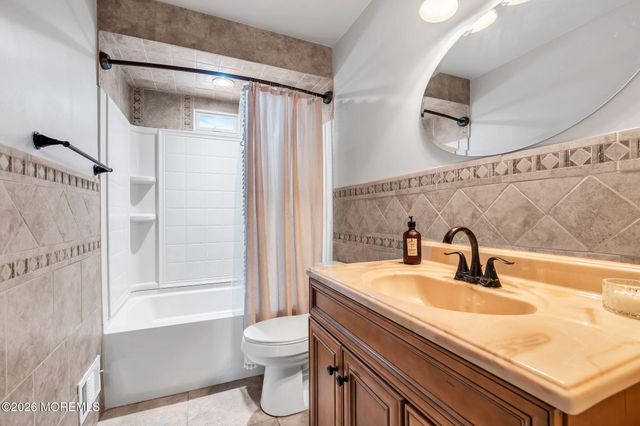 20 Cornell Drive, Hazlet, NJ 07730