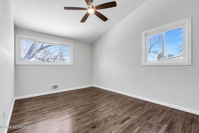 20 Cornell Drive, Hazlet, NJ 07730