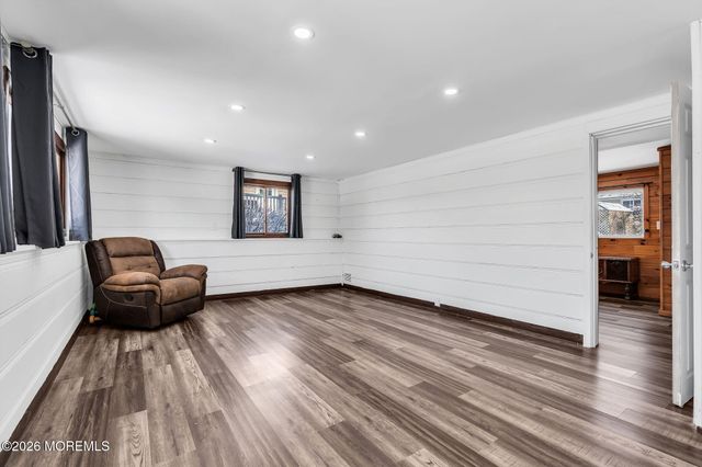 20 Cornell Drive, Hazlet, NJ 07730