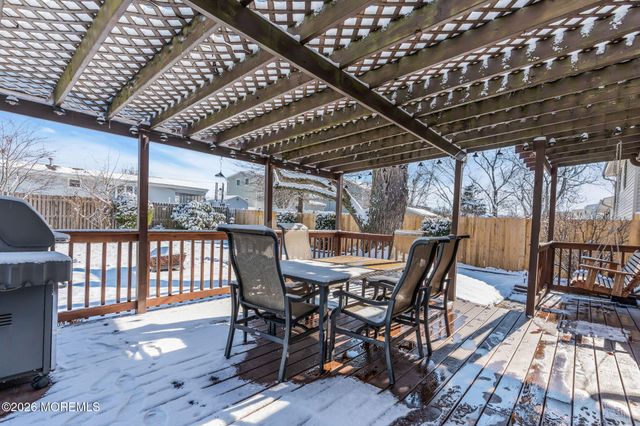 20 Cornell Drive, Hazlet, NJ 07730