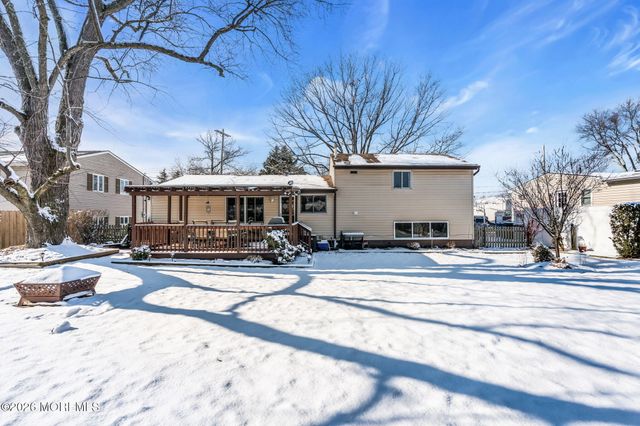 20 Cornell Drive, Hazlet, NJ 07730