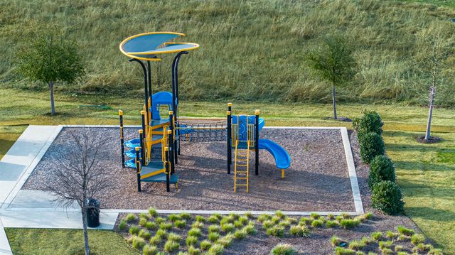 1024 Vernon Drive, Aubrey, TX 76227