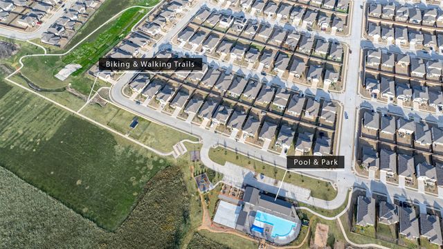 1024 Vernon Drive, Aubrey, TX 76227