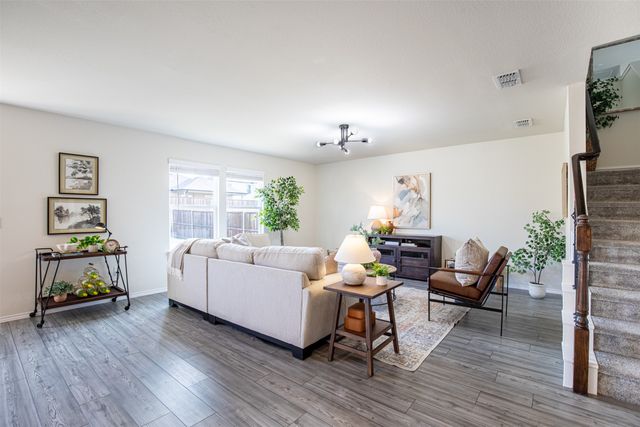 1024 Vernon Drive, Aubrey, TX 76227