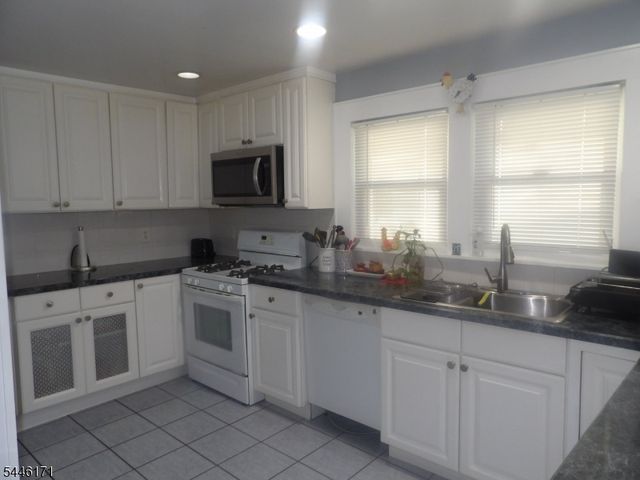 1657 W 3Rd St, Piscataway Twp., NJ 08854