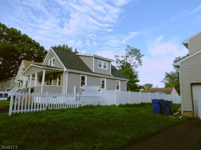 1657 W 3Rd St, Piscataway Twp., NJ 08854