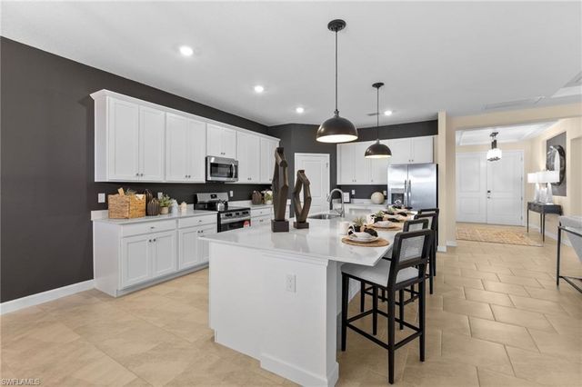 17486 Saddleback LOOP, North Fort Myers, FL 33917