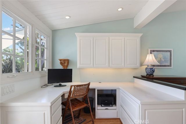 1966 Vista Caudal, Newport Beach, CA 92660