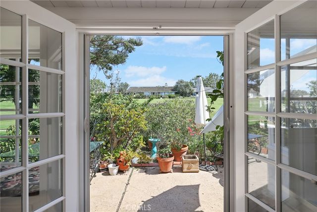 1966 Vista Caudal, Newport Beach, CA 92660