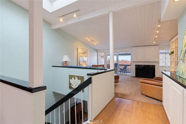 1966 Vista Caudal, Newport Beach, CA 92660