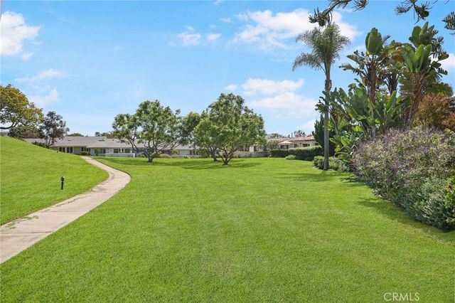 1966 Vista Caudal, Newport Beach, CA 92660