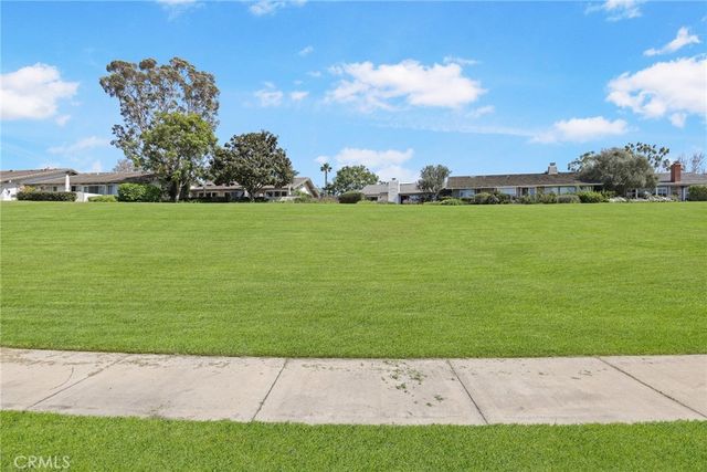 1966 Vista Caudal, Newport Beach, CA 92660