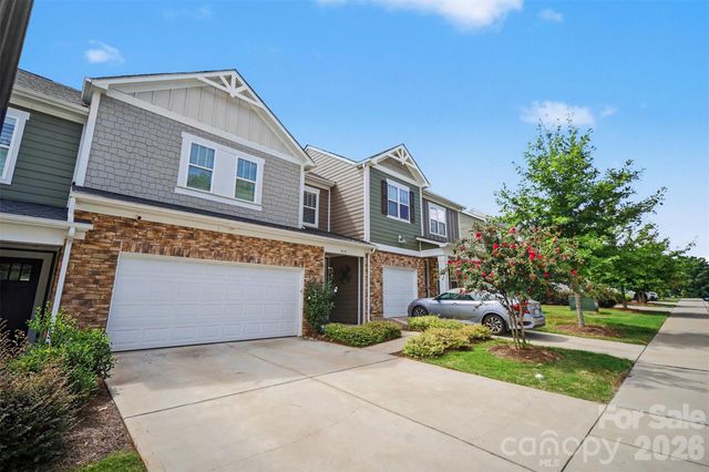 8131 Merryvale Lane, Charlotte, NC 28214
