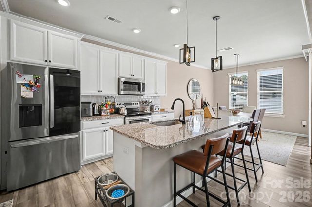 8131 Merryvale Lane, Charlotte, NC 28214