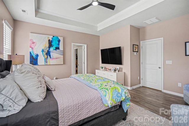 8131 Merryvale Lane, Charlotte, NC 28214