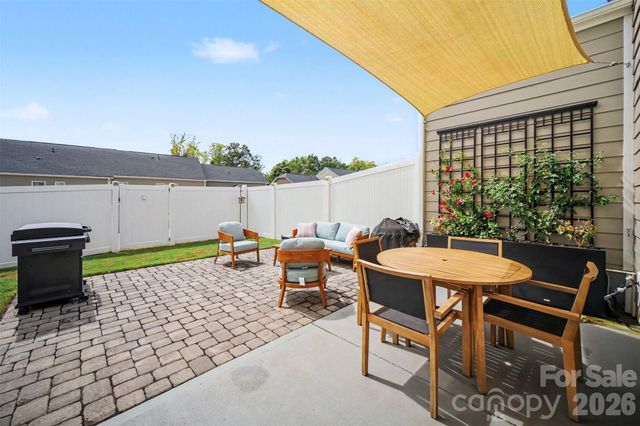 8131 Merryvale Lane, Charlotte, NC 28214