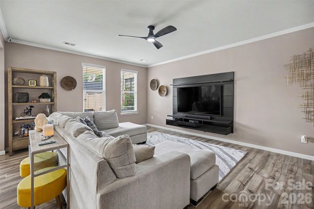 8131 Merryvale Lane, Charlotte, NC 28214
