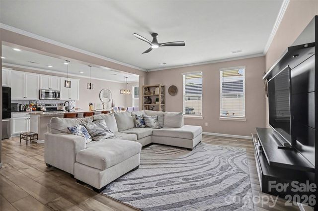 8131 Merryvale Lane, Charlotte, NC 28214