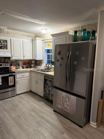 13330 SE 21ST PLACE, Morriston, FL 32668