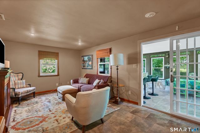 199 Forest St Extension, Hamden, CT 06518