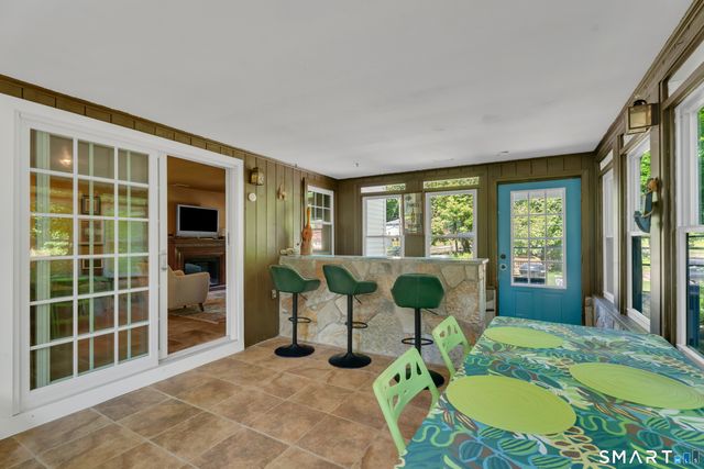 199 Forest St Extension, Hamden, CT 06518