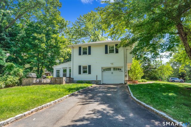 199 Forest St Extension, Hamden, CT 06518