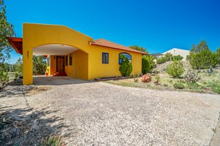 6561 Sahchu Street, Cochiti Lake, NM 87083