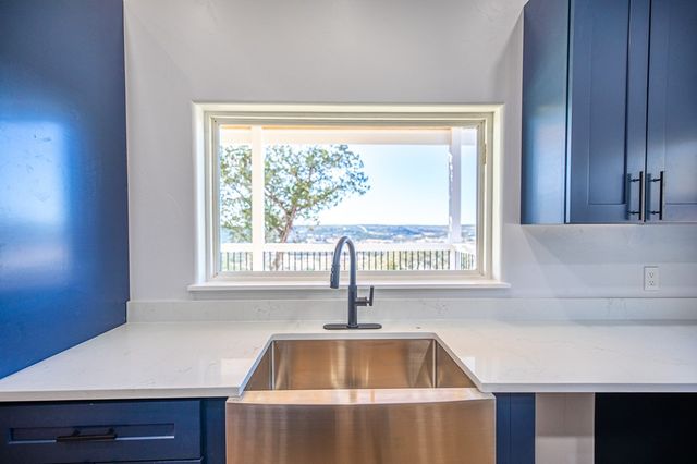 183 Wood Trail, Kerrville, TX 78028