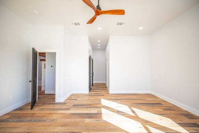 183 Wood Trail, Kerrville, TX 78028